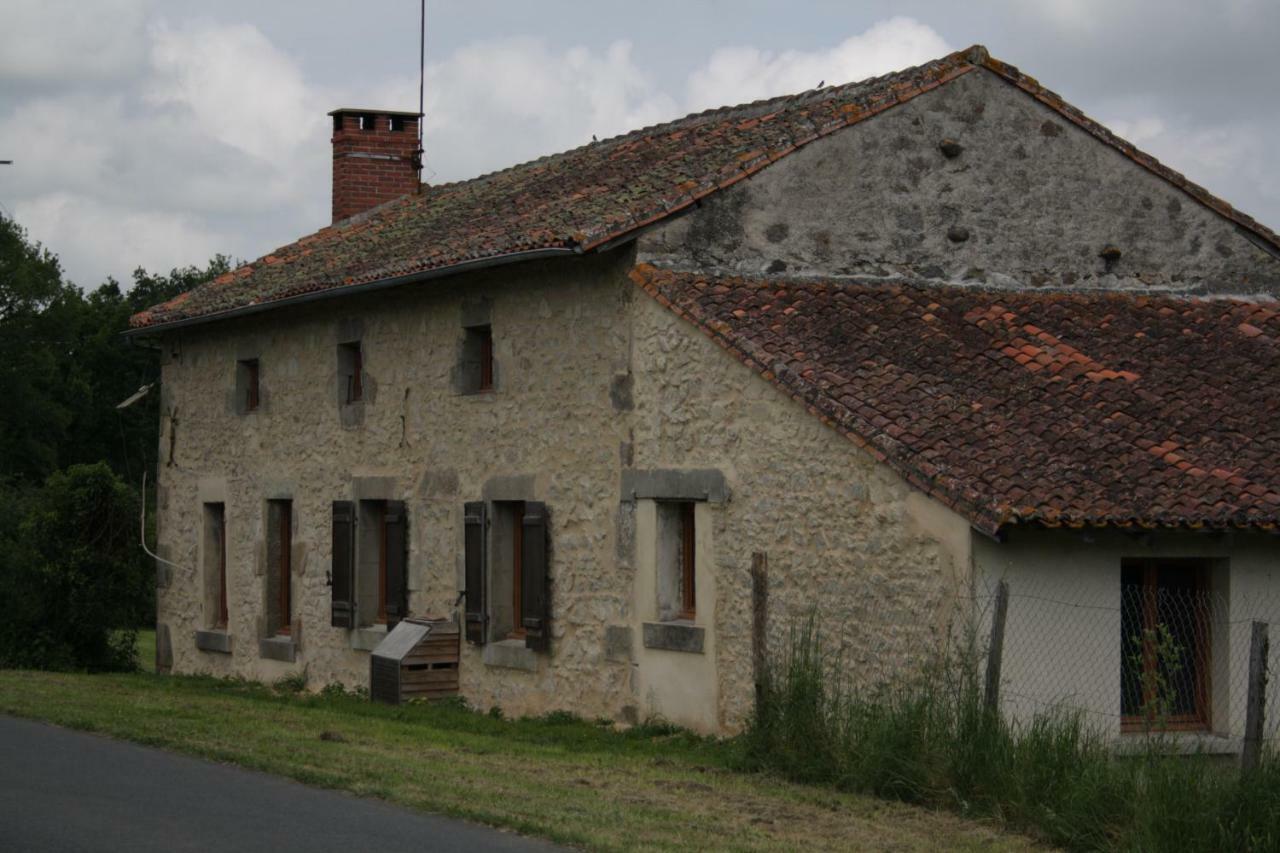 Chez Gondat Chambre D'Hotes Saint-Martial-sur-Isop Εξωτερικό φωτογραφία