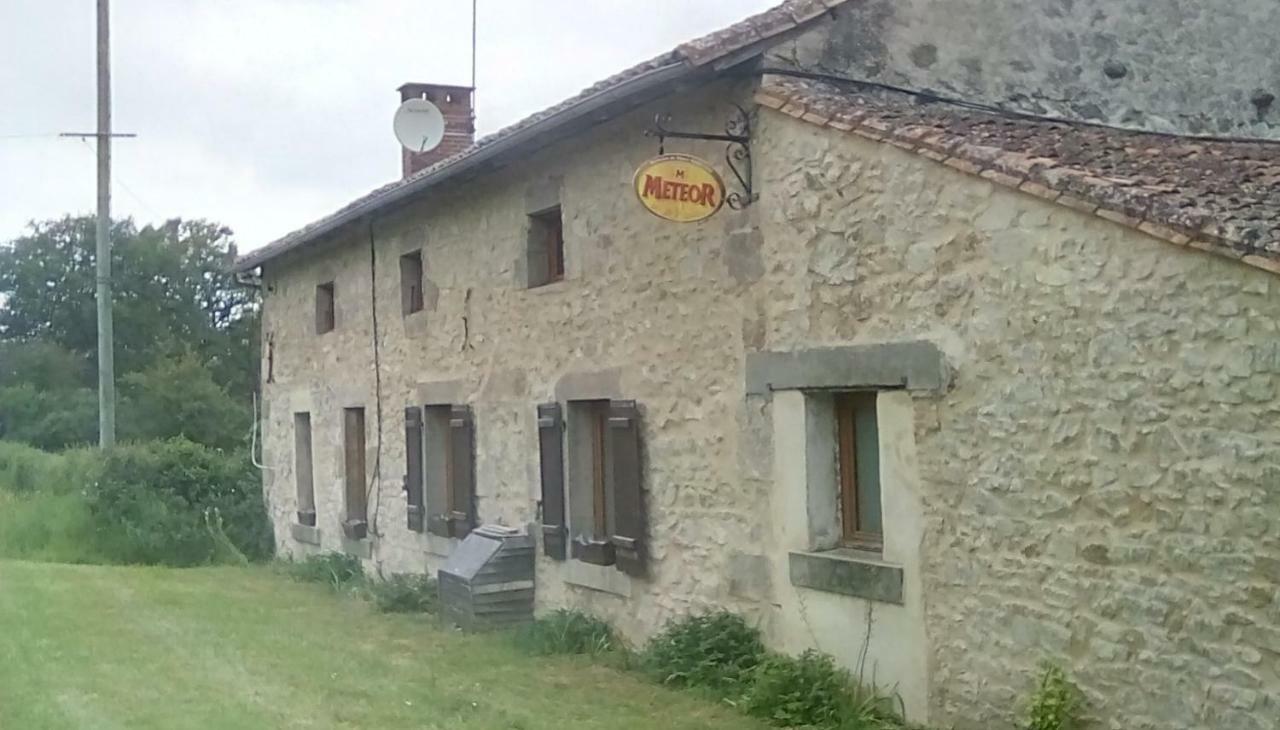 Chez Gondat Chambre D'Hotes Saint-Martial-sur-Isop Εξωτερικό φωτογραφία